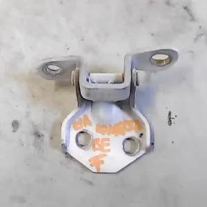 KIA CARENS 01-06 Bal első felső ajtózsanér bontott alkatrész Bestseller