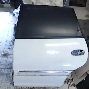 KIA CARENS 01-06 Bal hátsó ajtó. bontott alkatrész Prémium