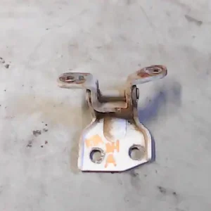 KIA CARENS 01-06 Bal hátsó alsó ajtózsanér bontott alkatrész Rendeld meg most