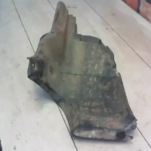 KIA CARENS 01-06 Jobb hátsó kerékjárati dobbetétbontott alkatrész Árengedmény