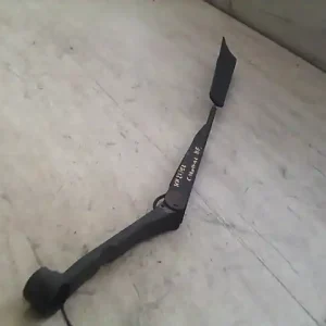 KIA CARNIVAL Ablaktörlő kar bal első bontott alkatrész Népszerű