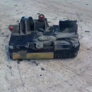 Biztonságos vásárlás KIA CARNIVAL Bal első ajtó zárszerkezet központi záras bontott alkatrész