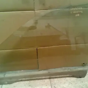 KIA CARNIVAL Bal első ajtóüveg színezett, zöld bontott alkatrész Bestseller