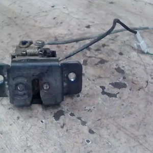 Olcsó KIA CARNIVAL Csomagtér ajtó zárszerkezet bontott alkatrész