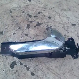 KIA CARNIVAL Jobb első belső kilincs bontott alkatrész Expressz szállítás