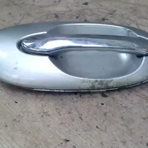 KIA CARNIVAL Jobb hátsó külső kilincs bontott alkatrész Árcsökkenés