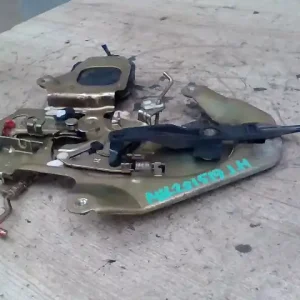 Ingyenes szállítás KIA CARNIVAL Jobb tolóajtó zárszerkezet zárfordító bontott alkatrész