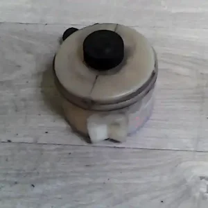 Rendeld meg most KIA CARNIVAL Szervóolaj tartály bontott alkatrész