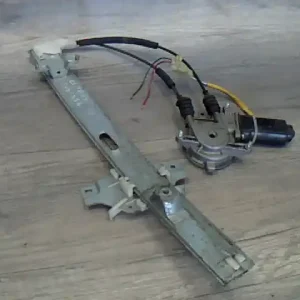 Nézd meg most KIA CLARUS Bal első ablakemelő szerkezet elektromos bontott alkatrész