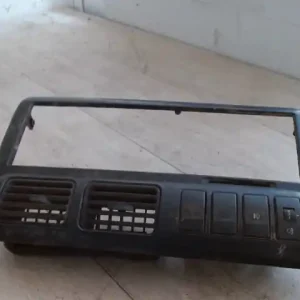 KIA K2700 Középkonzol keret bontott alkatrész Exkluzív ajánlat