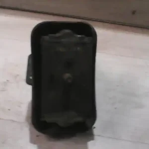 KIA K2700 Motortartó bak jobb bontott alkatrész Legkelendőbb