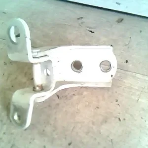 Árengedmény KIA PICANTO Bal első felső ajtózsanér bontott alkatrész