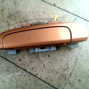 Olcsó KIA PICANTO Bal hátsó külső kilincs 5 ajtós bontott alkatrész