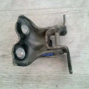 KIA PICANTO Jobb első alsó ajtózsanér bontott alkatrész Vedd meg online