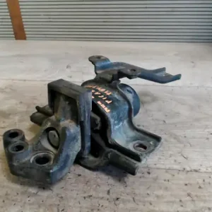 KIA PICANTO Motortartó gumibak jobb bontott alkatrész Népszerű