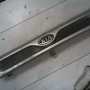 Biztonságos fizetés KIA PREGIO Hűtőrács díszrács bontott alkatrész