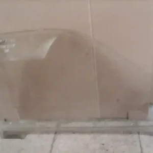 Vedd meg most KIA PREGIO Jobb első ajtóüveg buszbontott alkatrész