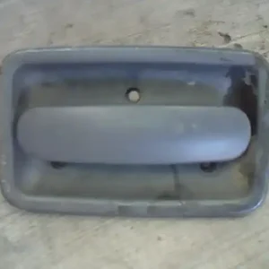 Csak ma KIA PREGIO Tolóajtó külső kilincs 2.7d jobb bontott alkatrész