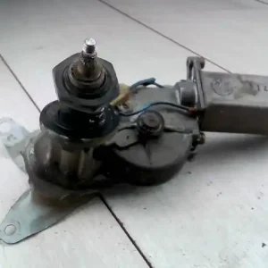 Ingyenes szállítás KIA PRIDE Ablaktörlő motor hátsó bontott alkatrész