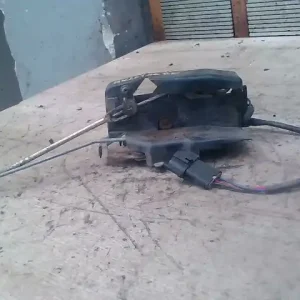 Ne maradj le KIA RIO 2000.04-2005.06 Bal első ajtó zárszerkezet központi záras 4 ajtós bontott alkatrész