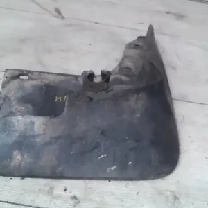 Ne maradj le KIA RIO 2000.04-2005.06 Jobb első sárvédő gumibontott alkatrész