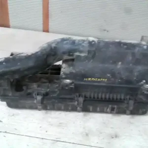 Szuper ajánlat KIA RIO 2000.04-2005.06 Légszűrőház bontott alkatrész