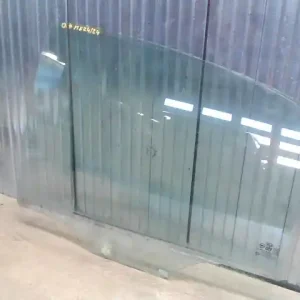 Gyors kiszállítás KIA Rio 2005.06 - 2011.08 Bal hátsó ajtóüveg 4 ajtós bontott alkatrész