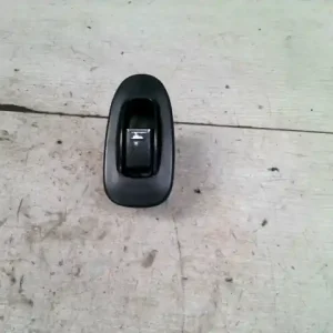 Exkluzív ajánlat KIA SHUMA Jobb első ablakemelő kapcsoló bontott alkatrész