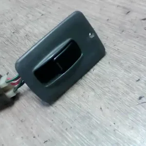 KIA SPORTAGE 1995.06-1998.03 Jobb első ablakemelő kapcsoló 5 ajtós bontott alkatrész Vásárlói kedvenc