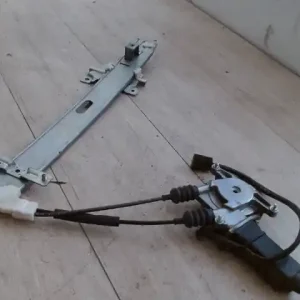 KIA SPORTAGE 1995.06-1998.03 Jobb hátsó ablakemelő szerkezet elektromos bontott alkatrész Akciós ár