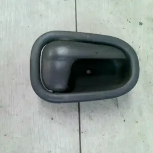 Expressz kézbesítés KIA SPORTAGE 1995.06-1998.03 Jobb hátsó belső kilincs bontott alkatrész