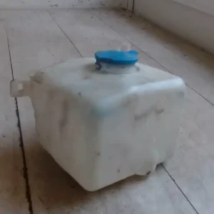 Szuper ajánlat KIA Sportage 1998.04.01-2004.08.24 Ablakmosó tartály 1 motoros bontott alkatrész