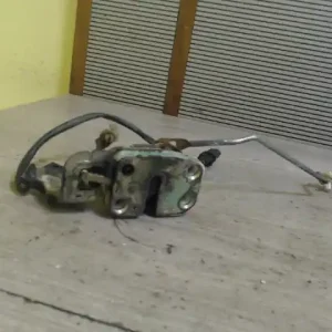 KIA Sportage 1998.04.01-2004.08.24 Bal első ajtó zárszerkezet mechanikus bontott alkatrész Prémium