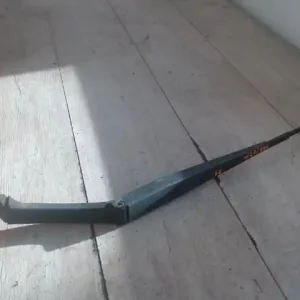 KIA SPORTAGE 2004.08-2010.10 Ablaktörlő kar bal első bontott alkatrész Végkiárusítás