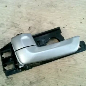 KIA SPORTAGE 2004.08-2010.10 Bal hátsó belső kilincs bontott alkatrész Bestseller