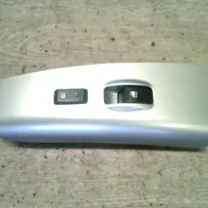 KIA SPORTAGE 2004.08-2010.10 Jobb első ablakemelő kapcsoló 5 ajtós bontott alkatrész Legnépszerűbb