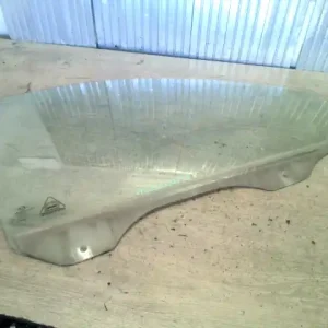 KIA SPORTAGE 2004.08-2010.10 Jobb első ajtóüveg 5 ajtós bontott alkatrész Végkiárusítás