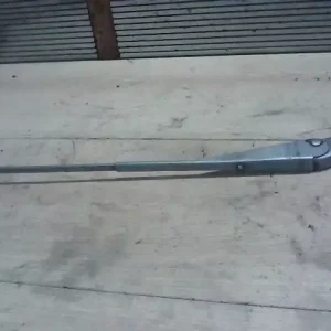 Árcsökkenés LADA 2104 Ablaktörlő kar bal első bontott alkatrész