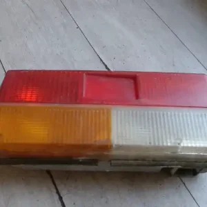 Vásárlói kedvenc LADA 2107 Bal hátsó lámpa 4 ajtós bontott alkatrész