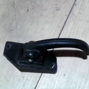 Végkiárusítás LADA 2105 Jobb hátsó belső kilincs bontott alkatrész