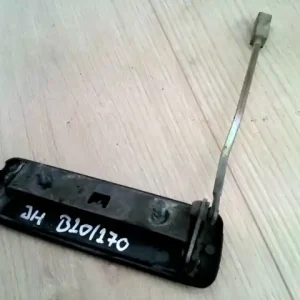 Vedd meg most LADA 2110 Jobb hátsó külső kilincs bontott alkatrész