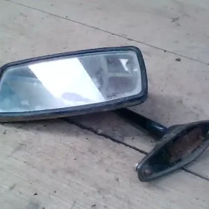 Gyors szállítás LADA NIVA Bal visszapillantó tükörbontott alkatrész