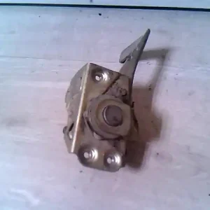 Legnépszerűbb LADA NIVA 1.7 Jobb első ajtó zárszerkezet mechanikus 1.7 i bontott alkatrész