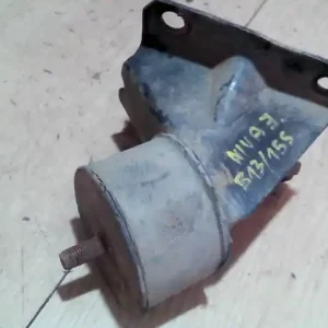 Olcsó LADA NIVA 1.7 Motortartó gumibak jobb 1.7i bontott alkatrész