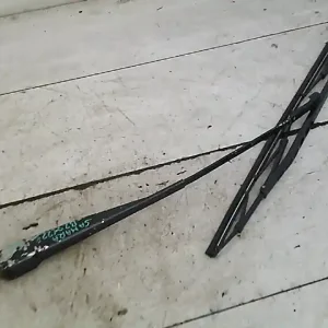 Kihagyhatatlan ajánlat LADA SAMARA Ablaktörlő kar első bontott alkatrész