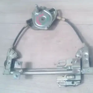 LADA SAMARA Jobb hátsó ablakemelő szerkezet mechanikus 5 ajtós bontott alkatrész Azonnal elérhető
