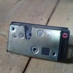 LANCIA DEDRA Bal hátsó ajtó zárszerkezet központi záras bontott alkatrész Expressz kézbesítés