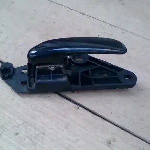 Legkelendőbb LANCIA LYBRA Bal hátsó belső kilincs bontott alkatrész