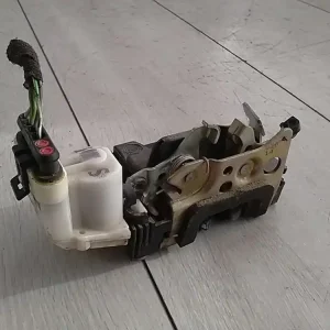 LANCIA LYBRA Jobb hátsó ajtó zárszerkezet központi záras központizárasbontott alkatrész Legnépszerűbb