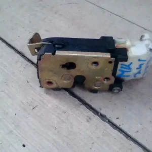 Ingyenes szállítás LANCIA LYBRA Jobb hátsó ajtó zárszerkezet központi záras bontott alkatrész